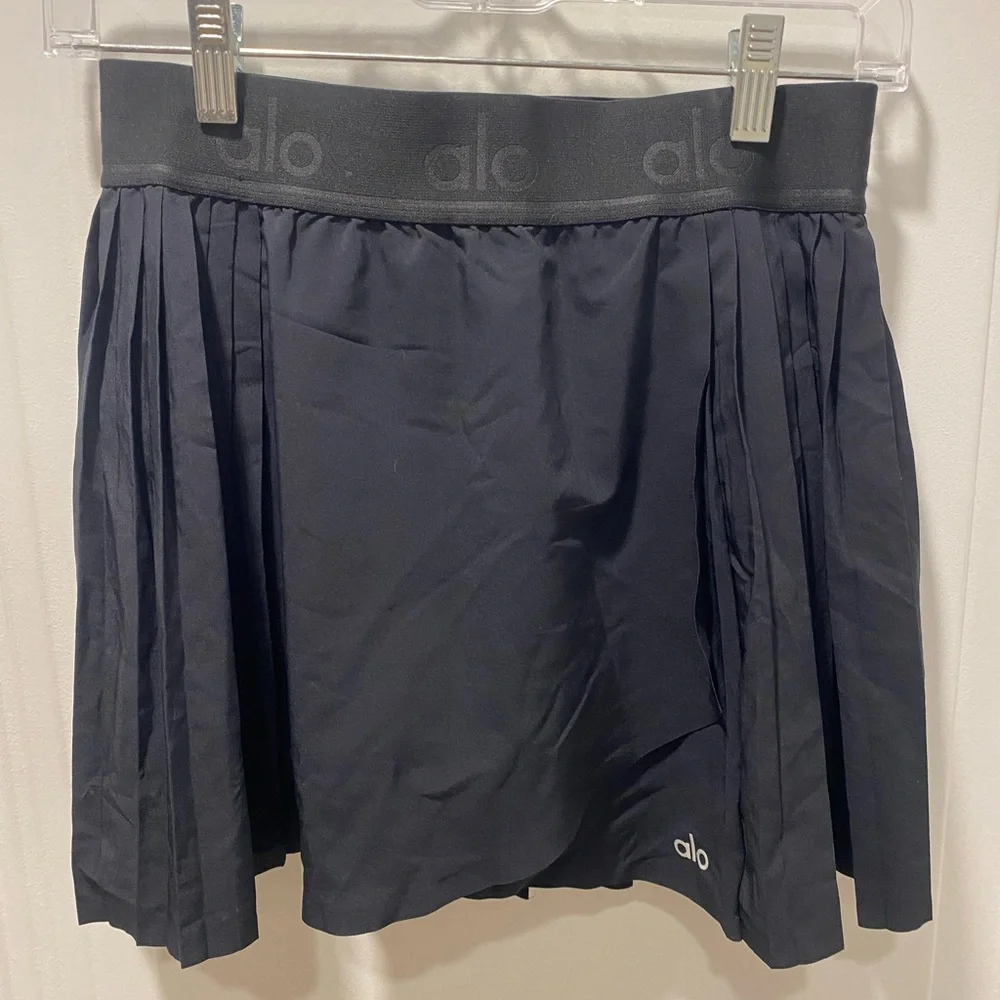 ALO Yoga Black Pleated Mini Skirt